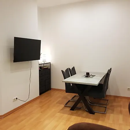 Ferienglueck - Zentraler Rueckzugsort Apartment *